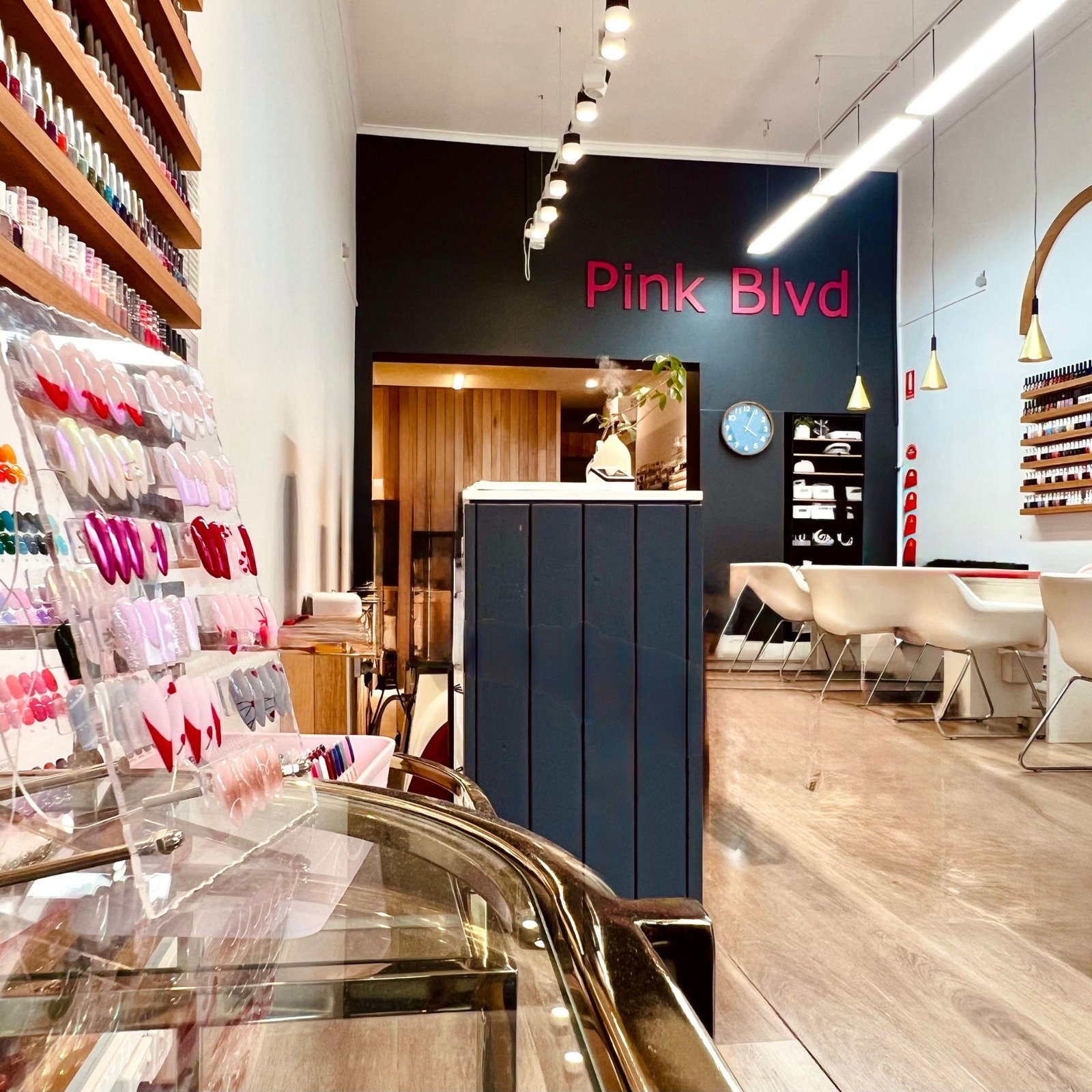 pink-blvd-shop