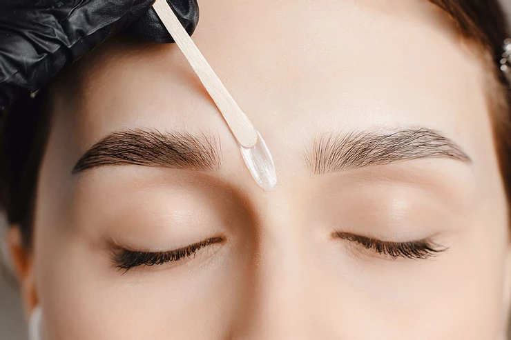 Eyebrows waxing service at Pink Boulevard beauty salon in Malvern